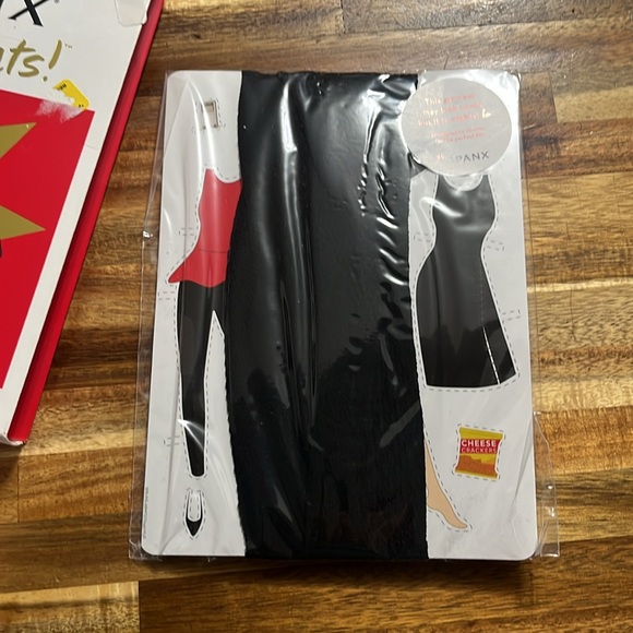 SPANX Arm Tights! Fishnet Floral Medium mesh sleeves crop top New! Retail $42 - Picture 6 of 7